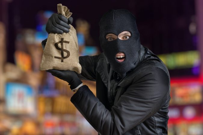 Six Dumbest Bank Robberies Of All Time | MyBankTracker